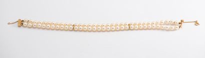null Bracelet double rangs de perles de culture en choker d'environ 5,4 mm de diamètre...