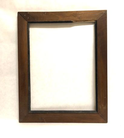 null THREE frames in waxed pitchpin. XX th century. Int. size: 38,4 x 29,5 cm; Total...