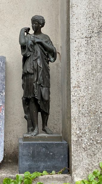 null After PRAXITELE, Diane de Gabies, bronze sculpture. Signed under the base 'Barbier'....