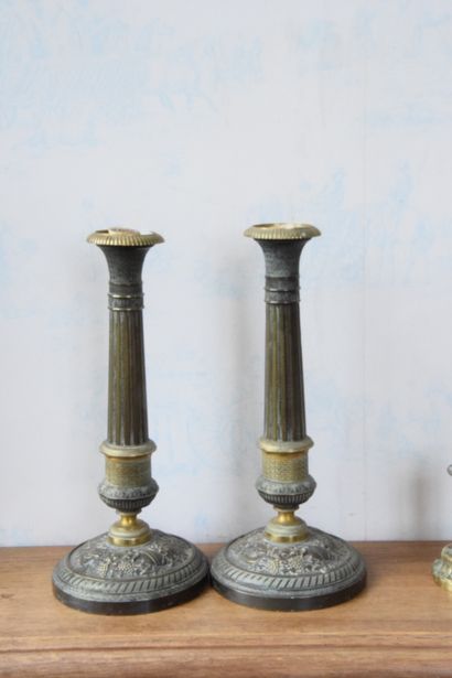 null PAIR OF FLAMPS in partially gilded bonze, fluted shaft. Empire style. 19th ...
