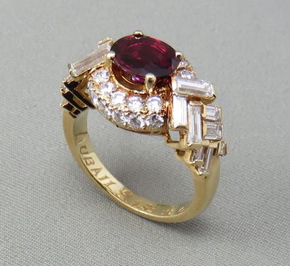 Dubail 
 Ruby/Diamond ring 
 in 750°/00 gold,...