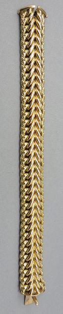 null Bracelet Gourmette

 in gold 750°/00, "witch" mesh, ratchet clasp with eight...