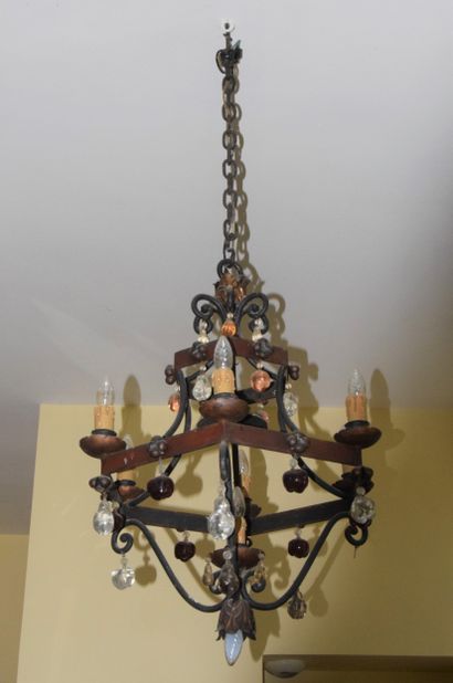 LIGHTNING in wrought iron and pendants with...