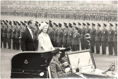 REINE ELISABETH II Voyages officiels de la reine Elisabeth II en Europe et au Canada...