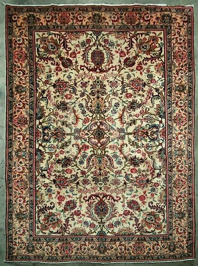 TAPIS Tabriz (perse) nord-ouest d’Iran, trame...