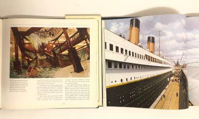 null BOOK set including: 

- Titanic: An illustrated history, Hyperion/ Madison press...