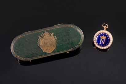 null Rare Neck Watch with the Figure of Napoleon I Emperor

 Case in 750°/00 gold...