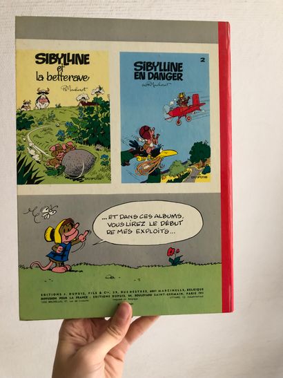 null LOT D'ALBUMS DE BANDE DESSINEE. 

Ensemble d'une trentaine d'albums de bande...