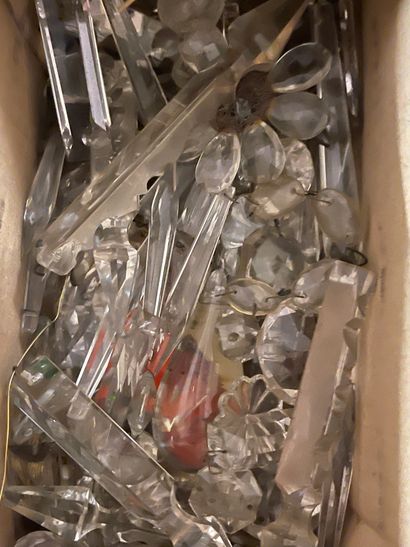 null Lot of glass and crystal pendants