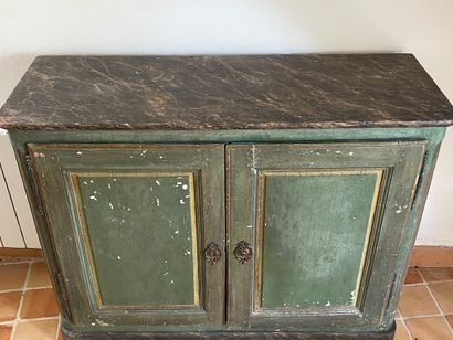 null Green painted wood sideboard (accidents) molded opening by two doors. Wooden...