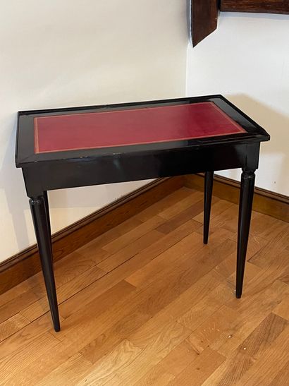 null Rectangular writing table in black stained wood (small accidents), tapered legs,...