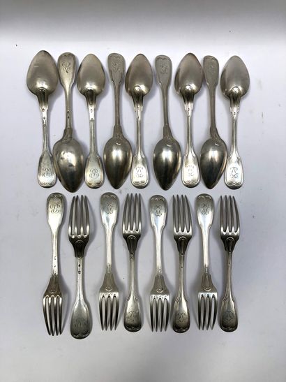 Silver lot including: six large flatware...