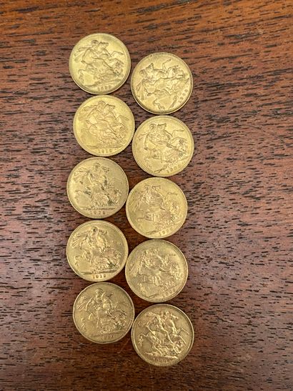 null Lot of ten gold coins English Sovereigns (wear). SOLD BY DESIGNATION
