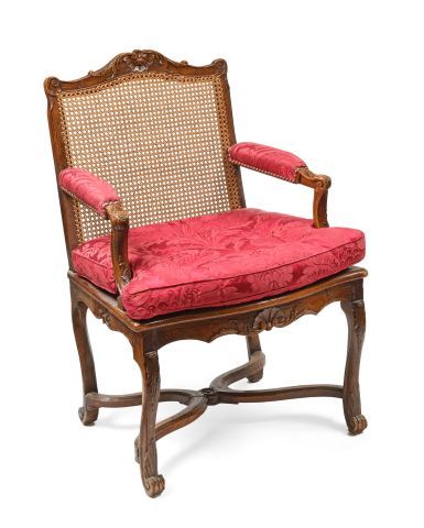 null Armchair flat back in natural wood molded and carved with shells and staples,...