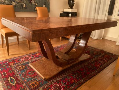 null Dining room table in burr wood veneer, system with two extensions. Art Deco...