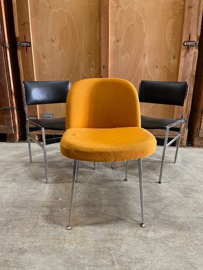 null Chair, orange fabric seat, metal base with tapered sides (wear). 70's. Ht: 78cm...
