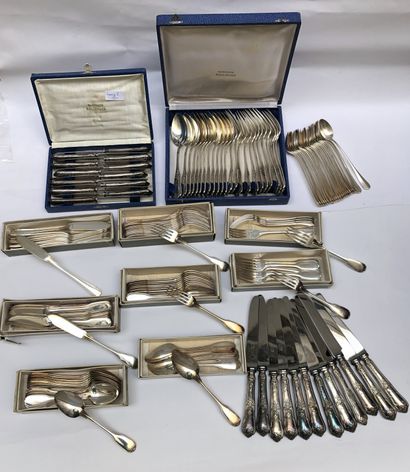 null Set of silver plated cutlery including CHRISTOFLE and BOULENGER.
INCLUDING a...