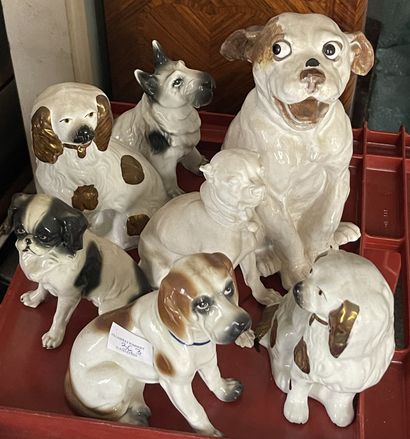 Lot de chiens en céramique