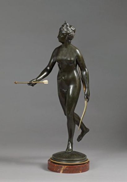 D'après HOUDON, Diane Chasseresse.Grande sculpture en bronze. XIXème. Haut. : 60...