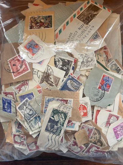 Lot de timbres en vrac