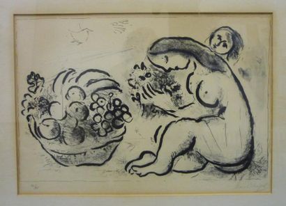 Marc CHAGALL (1887-1985) Femme à la corbeille de fruit, lithographie en noir signée...