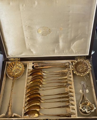 null Vermeil serving set comprising: 12 small spoons (215g), sugar tongs (32.8g),...