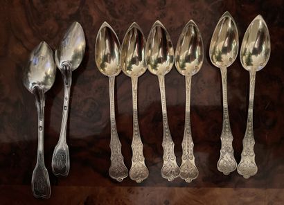 null Set of silver flatware: two small monogrammed spoons hallmarked Vieillard (49.6g),...