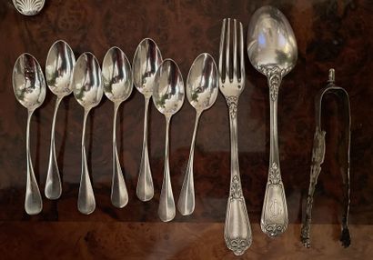 null Set of silver flatware: two small monogrammed spoons hallmarked Vieillard (49.6g),...