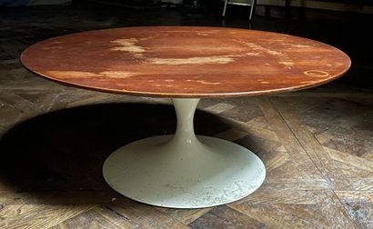 null Eero SAARINEN (1910-1961) for KNOLL. Round pedestal table, tulip model, circular...