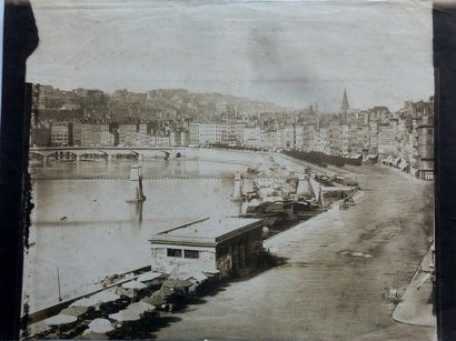 Lyon - ANONYME. Lyon - ANONYME. Lyon, quai de la pêcherie et lavoirs. Circa 1853....