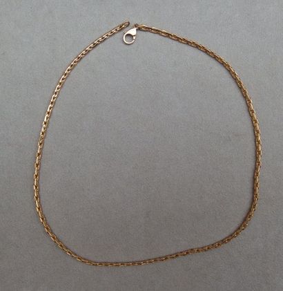 null CHAUMET, collier mailles en or. Poids brut : 16,9 grs.