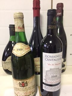 null Ensemble de 5 bouteilles : 1 bouteille CHÂTEAUNEUF-DU-PAPE blanc, Jaboulet 1980...