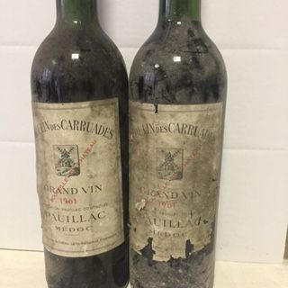 null 2 bouteilles MOULIN DES CARRUADES, Pauillac 1961 (1 eta, 1 es elt TLB) 