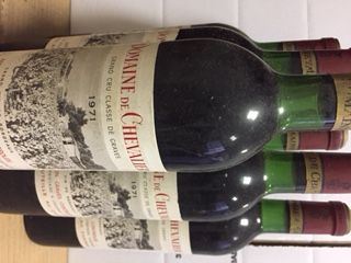 null 6 bouteilles DOMAINE DE CHEVALIER, Pessac-Léognan 1971 (es, 3 J, 1 LB, 1 B)...