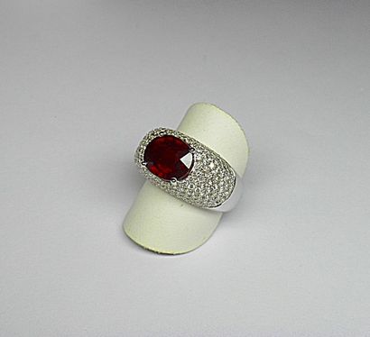 null Importante bague boule or blanc pavée de 200 diamants taille moderne pour 2,20...