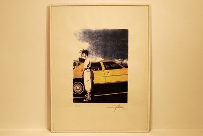 null ALEX (XX-XXIème), jeune homme à la voiture jaune, lithographie E. A. signé Alex....