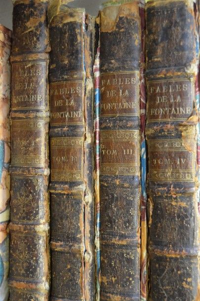 null ENSEMBLE de 4 volumes anciens des Fables de la Fontaine. Paris, imprimerie C-A...