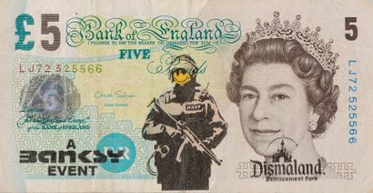 BANKSY (NÉ EN 1974) BANKSY (né en 1974), Billet de 5 Livres sterling avec policier...