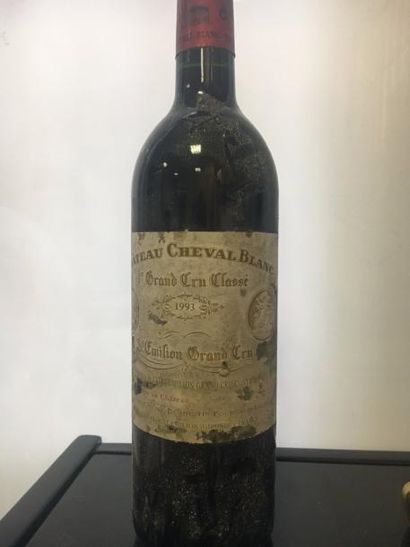 null 1 bouteille CH. CHEVAL-BLANC, 1° Grand Cru St-Emilion 1993 (ett) 