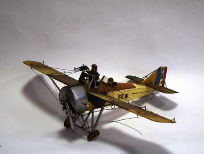 null Maquette d’avion militaire français, avec pilote et mitrailleur FG 4-2, monomoteur...