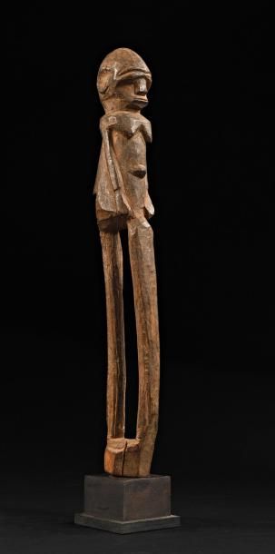 null Statue Lobi, Burkina Faso. Bois dur à patine brune. 

Haut.: 35 cm. Effigie...