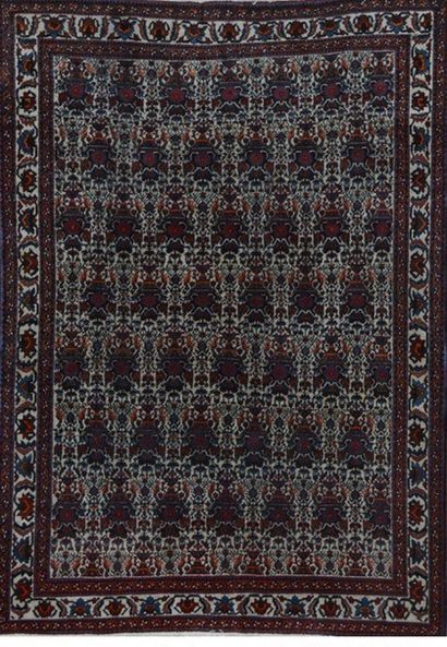 null Tapis persan AFCHAR. 213 x 154 cm.