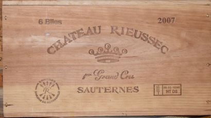 null 6 bouteilles CH. RIEUSSEC, 1° cru Sauternes 2007 cb 