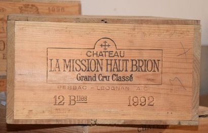 null 12 bouteilles CH. LA MISSION-HAUT-BRION, Pessac-Léognan 1992 cb 