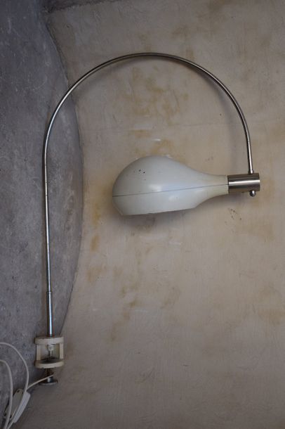 null LAMPE de BUREAU fixable en métal tubulaire chromé terminée par une lampe en...