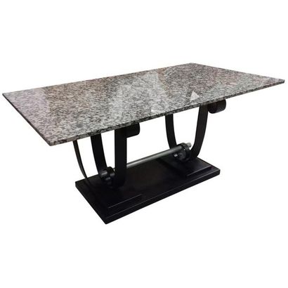 null TABLE de MILIEU rectangulaire reposant sur un piètement en métal peint noir...