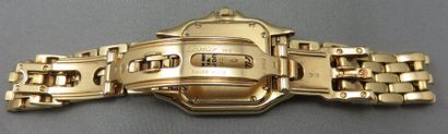 CARTIER Cartier. Montre bracelet de Dame "Panthère" en or 18k, lunette et attaches...