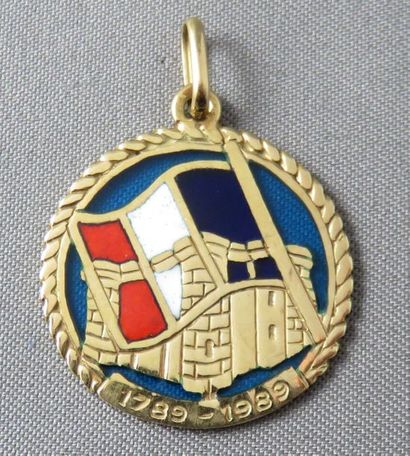 null Pendentif Médaille "Bicentenaire de la prise de la Bastille" 1789-1989 en or...