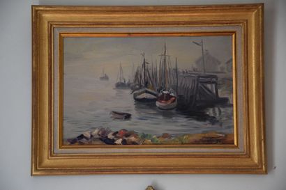 null Louis MONTAIGU (1905-1988), Bateaux à quai, huile sur toile signée.