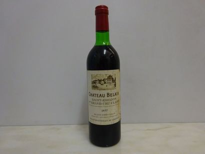 null 1 bouteille CH. BELAIR, Grand cru St-Emilion 1977 